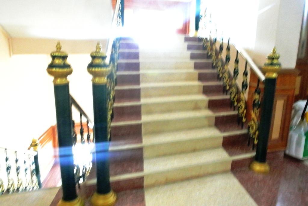 Rose Garden Hotel Phra Nakhon Si Ayutthaya Exterior photo